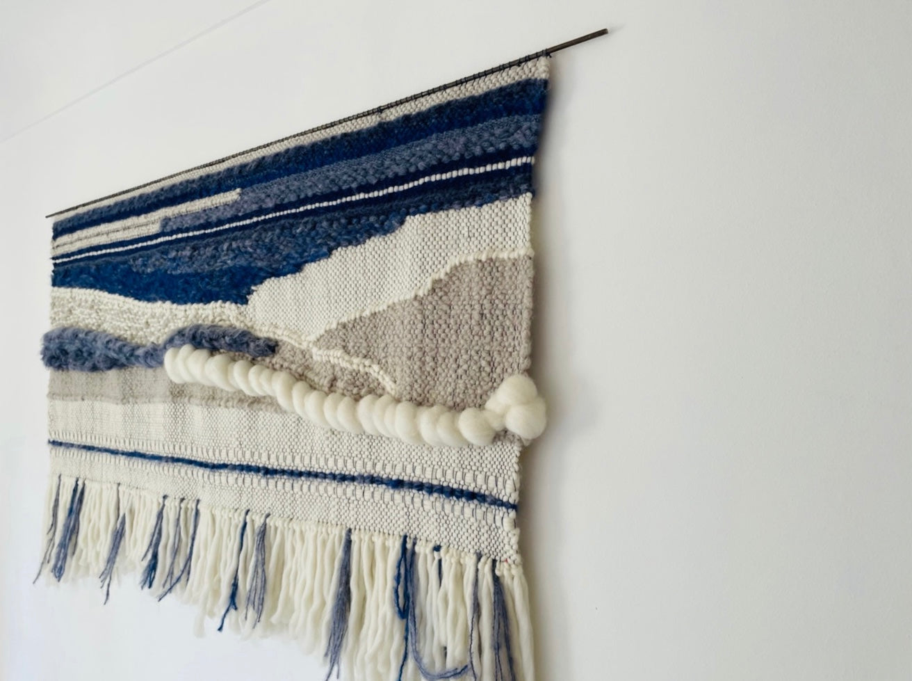 EXCEPT. Table in classic weaving stitches.