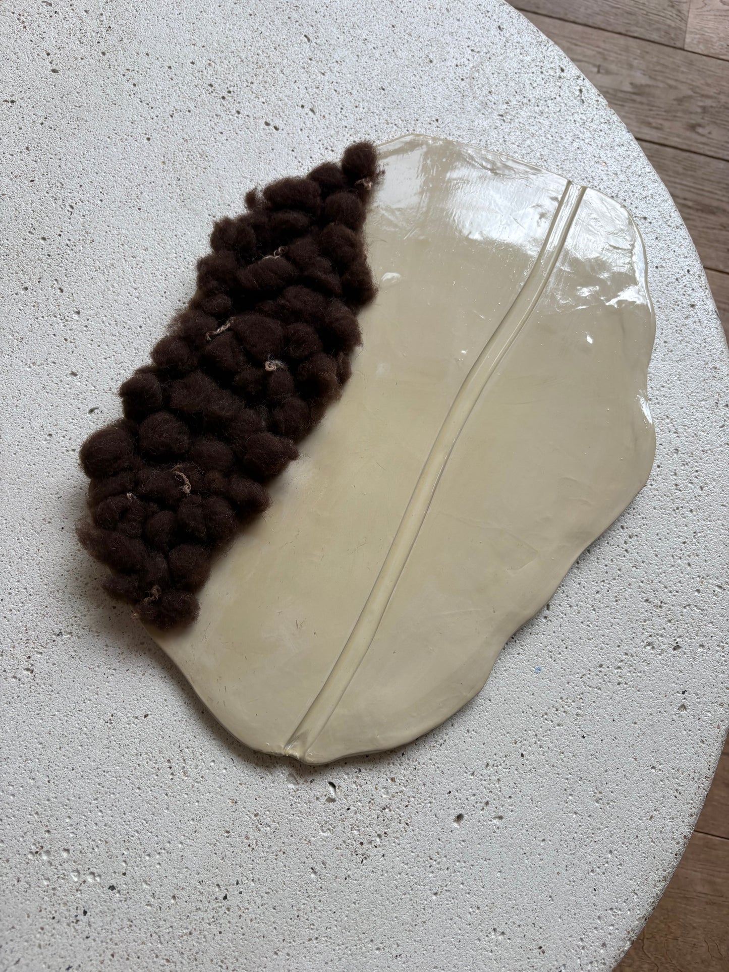 ORGANIC . L . Beige sculpté