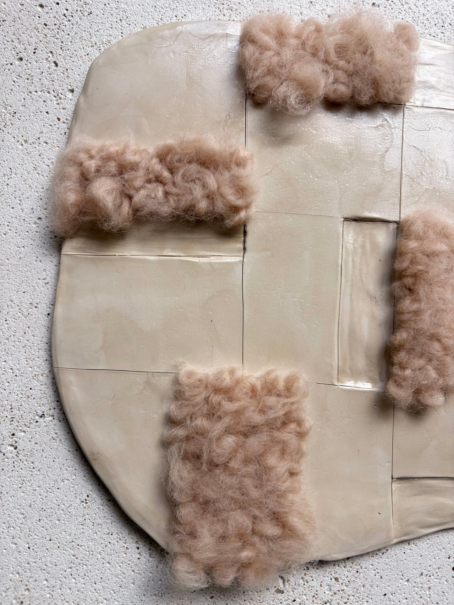 CUBIC . Sculpté . Beige
