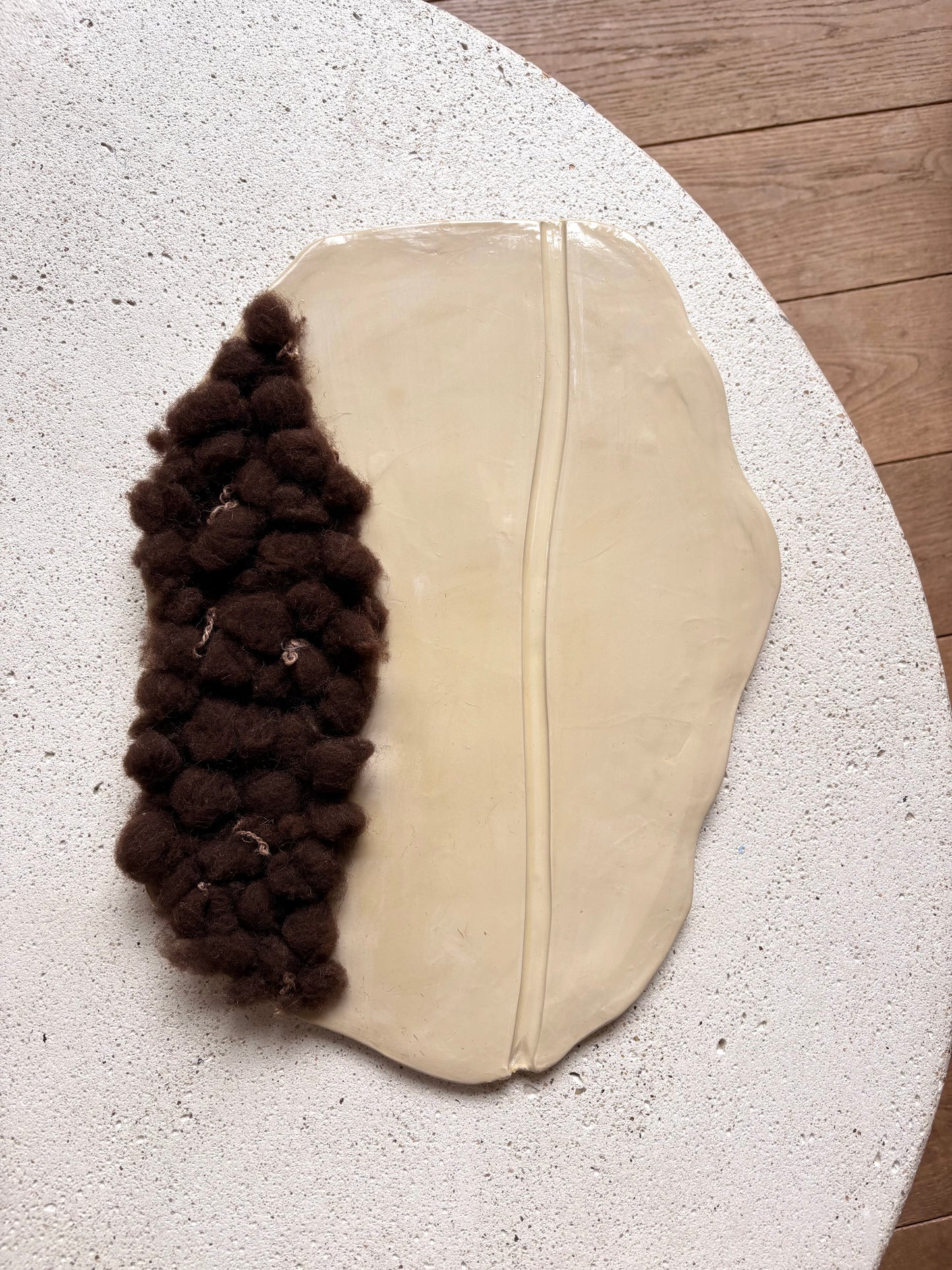ORGANIC . L . Beige sculpté