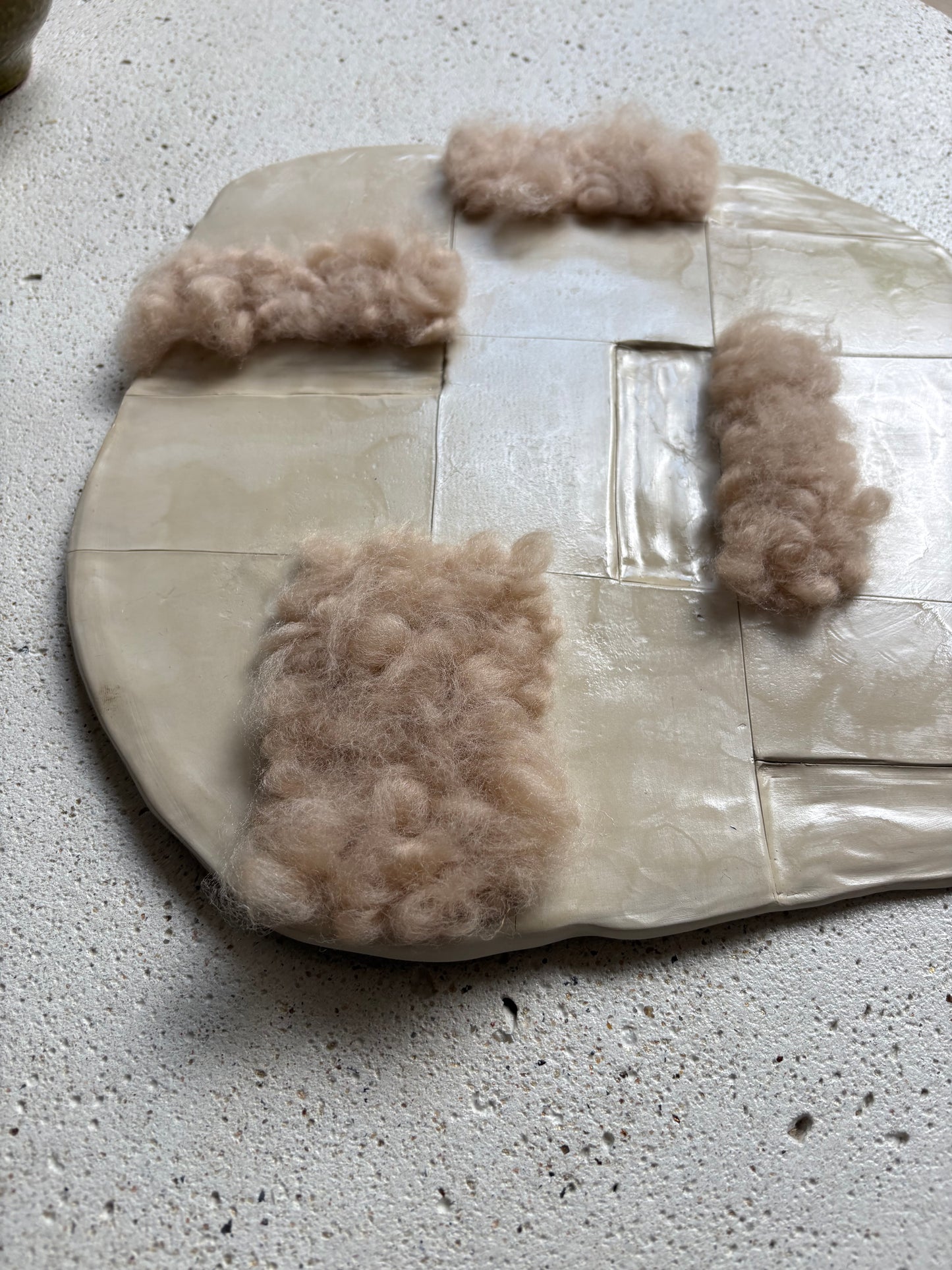 CUBIC . Beige Sculpté