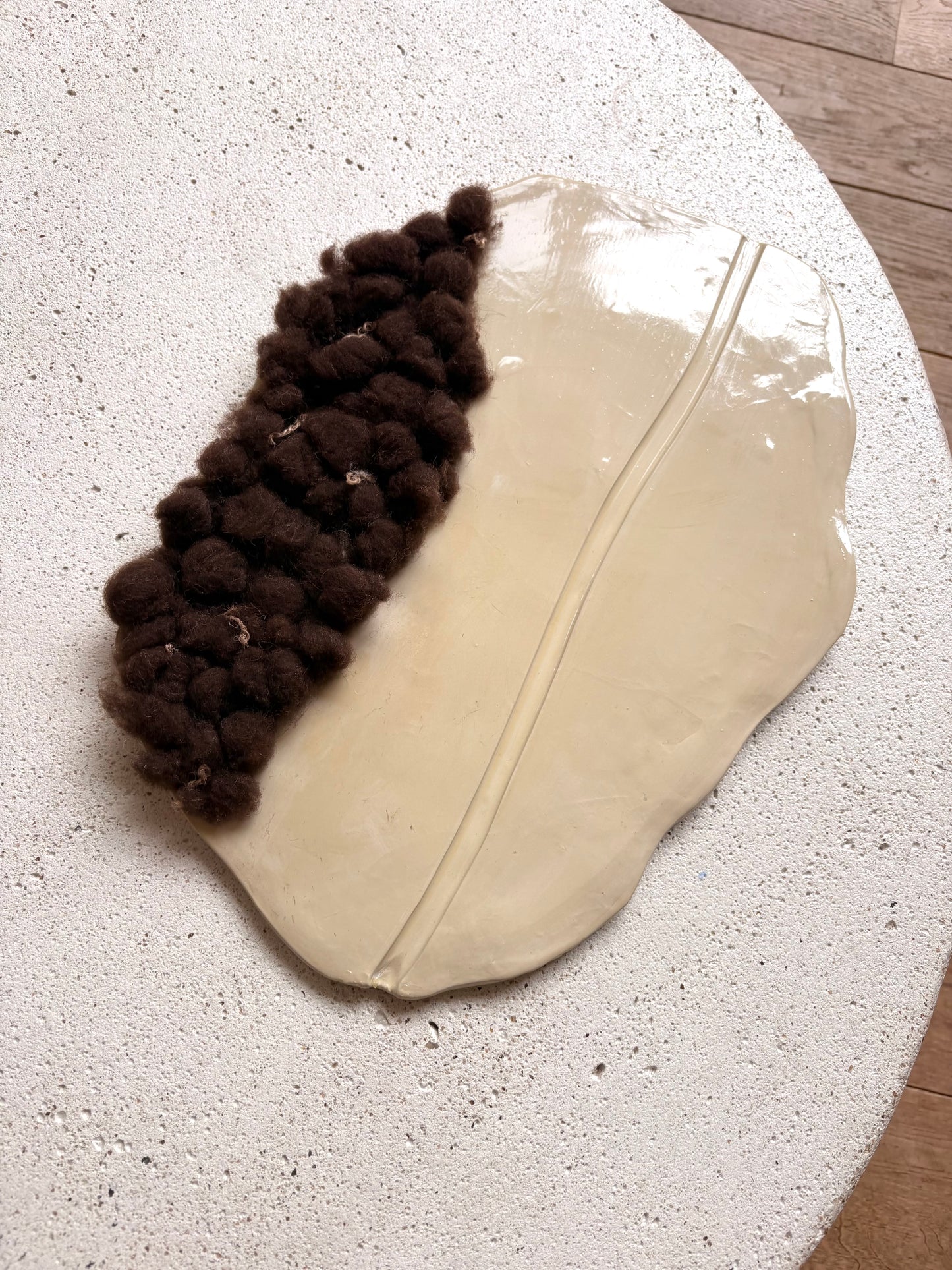 ORGANIC . L . Beige sculpté