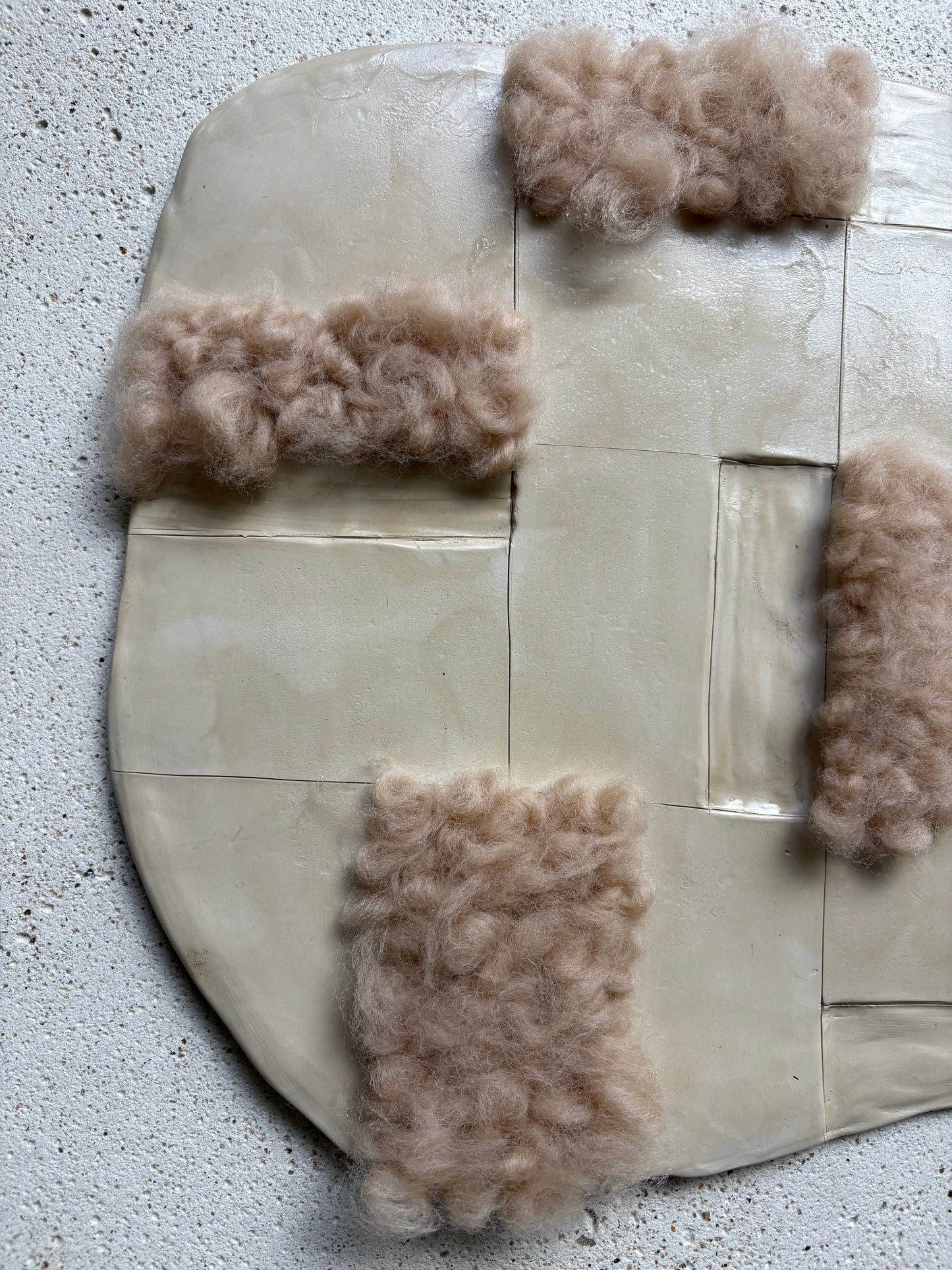 CUBIC . Beige Sculpté